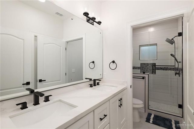 1004 Orchard Drive, Alton, TX 78573