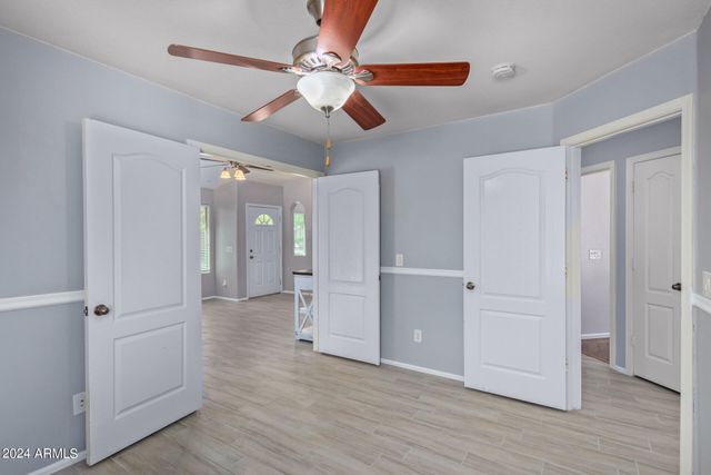 983 E PALOMINO Way, San Tan Valley, AZ 85143