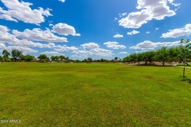 983 E PALOMINO Way, San Tan Valley, AZ 85143