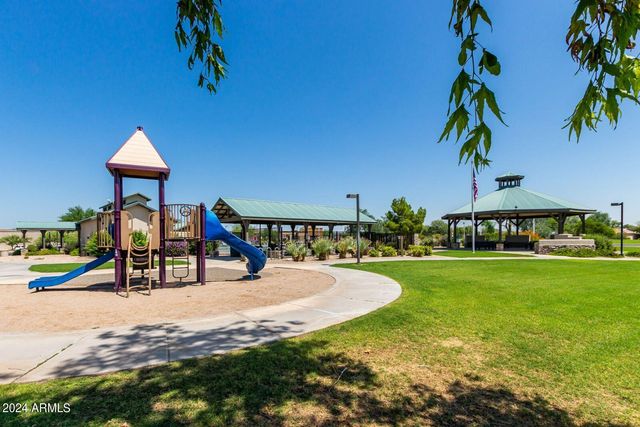 983 E PALOMINO Way, San Tan Valley, AZ 85143