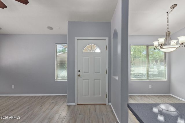 983 E PALOMINO Way, San Tan Valley, AZ 85143