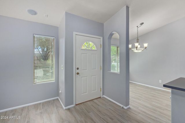983 E PALOMINO Way, San Tan Valley, AZ 85143