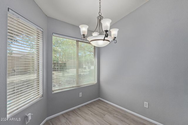 983 E PALOMINO Way, San Tan Valley, AZ 85143