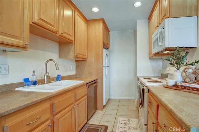 1627 Pentecost 7, San Diego, CA 92105