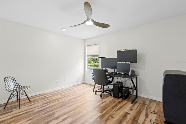 5562 AVENUE DU SOLEIL, Lutz, FL 33558