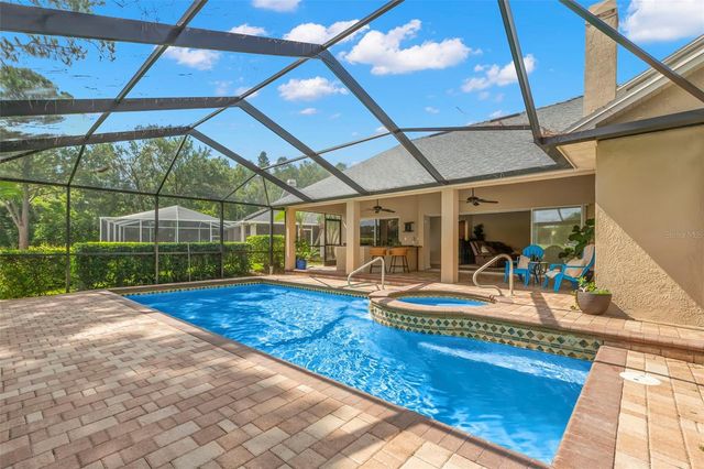 5562 AVENUE DU SOLEIL, Lutz, FL 33558