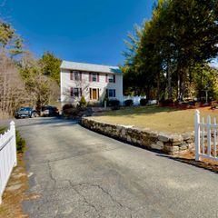 17 Ventura Drive, Raymond, NH 03077