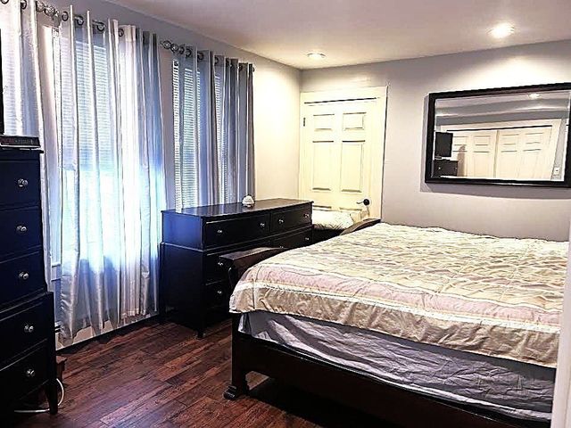 10-12 Fairview Ave, Swampscott, MA 01907