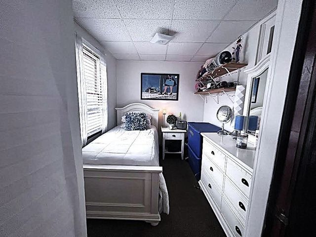 10-12 Fairview Ave, Swampscott, MA 01907