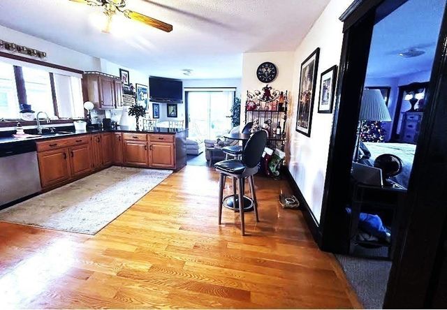 10-12 Fairview Ave, Swampscott, MA 01907