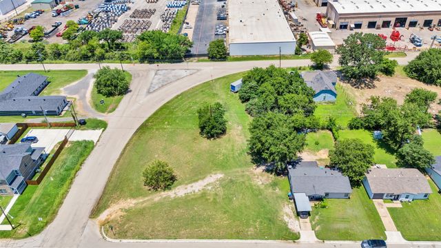 6001 Grayson Street, Fort Worth, TX 76119