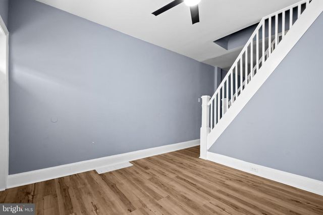 2715 E THOMPSON ST, Philadelphia, PA 19134