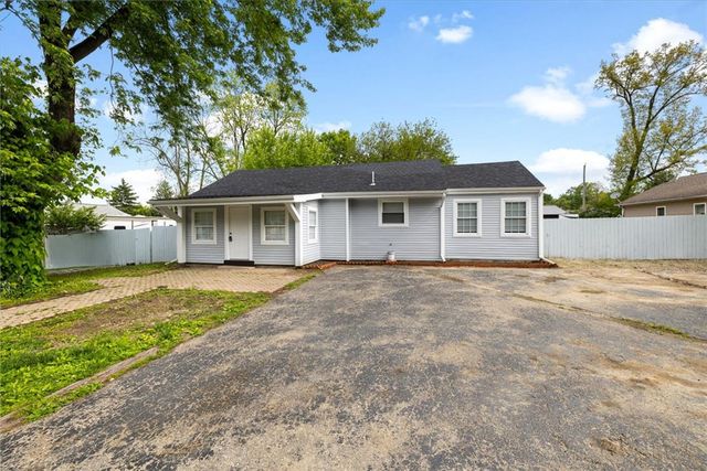 629 Little Meadow Drive, Riverside, OH 45404