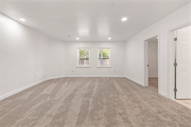 629 Little Meadow Drive, Riverside, OH 45404