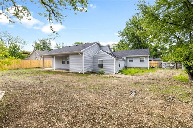 629 Little Meadow Drive, Riverside, OH 45404