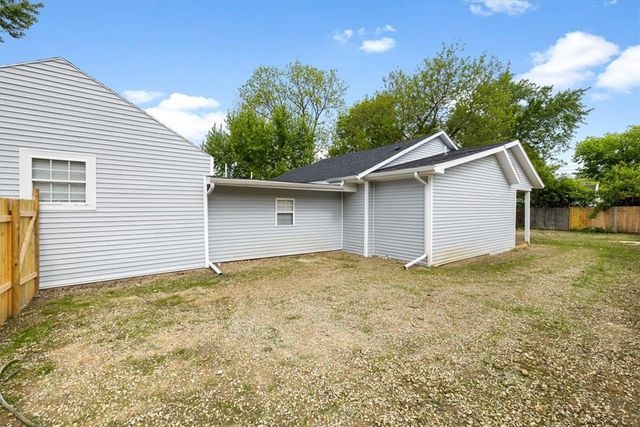 629 Little Meadow Drive, Riverside, OH 45404