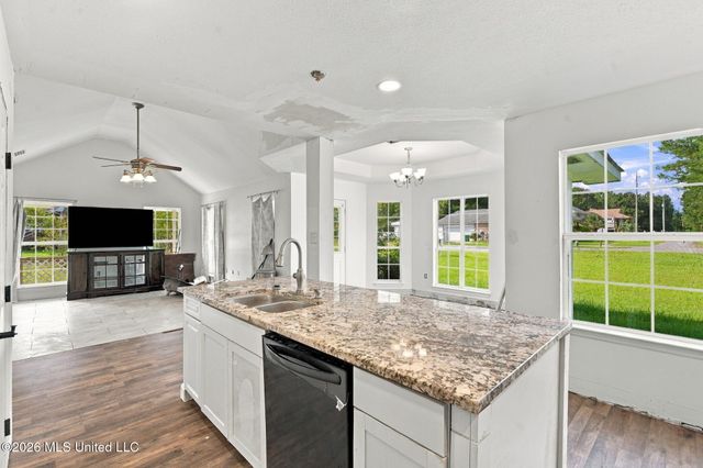 6055 Carlton France Road, Bay Saint Louis, MS 39520