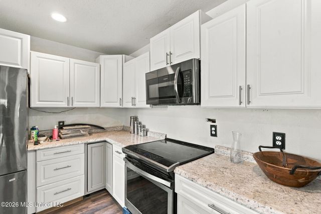 6055 Carlton France Road, Bay Saint Louis, MS 39520