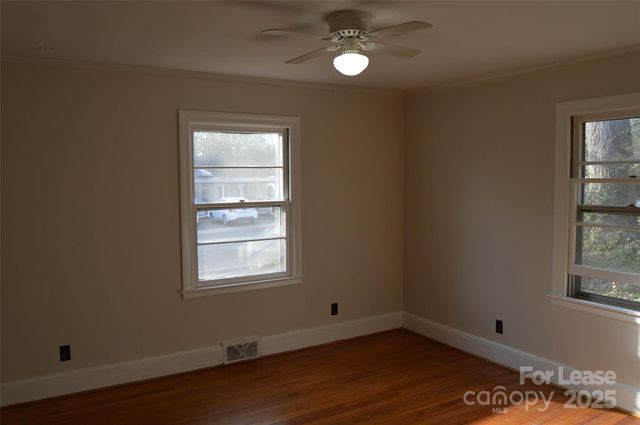 801 Wood Street, Statesville, NC 28677