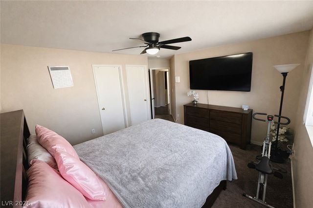 2220 Fountain Valley Way, North Las Vegas, NV 89031