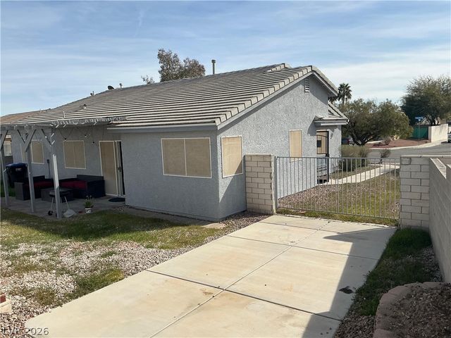 2220 Fountain Valley Way, North Las Vegas, NV 89031