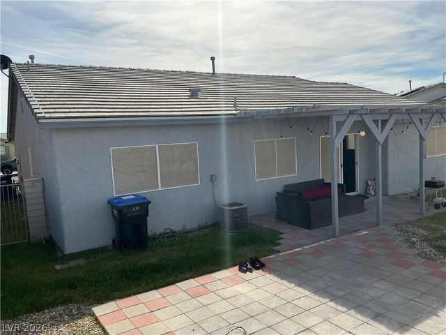 2220 Fountain Valley Way, North Las Vegas, NV 89031