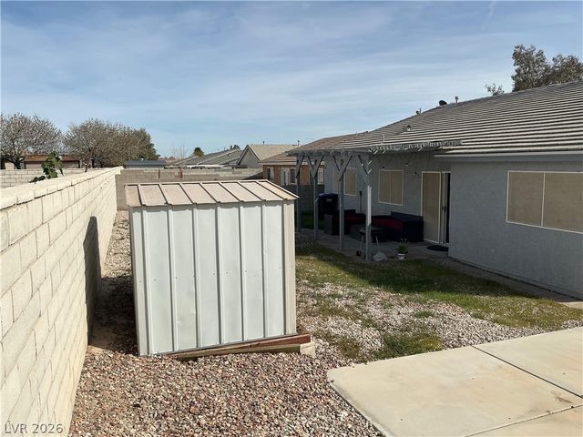 2220 Fountain Valley Way, North Las Vegas, NV 89031
