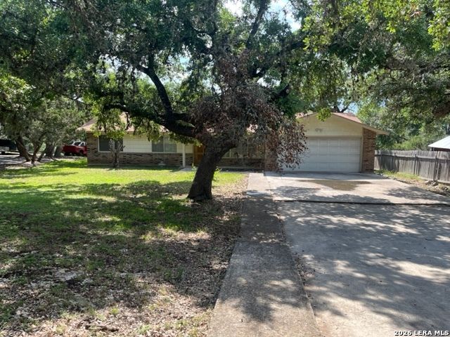 311 CINDY DR, Canyon Lake, TX 78133