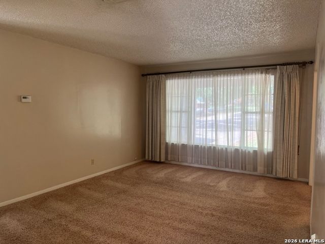 311 CINDY DR, Canyon Lake, TX 78133