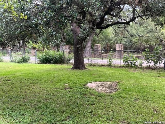 311 CINDY DR, Canyon Lake, TX 78133
