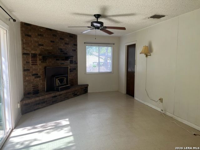 311 CINDY DR, Canyon Lake, TX 78133