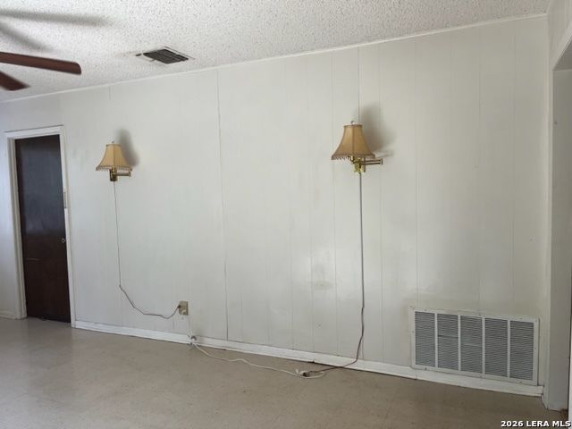 311 CINDY DR, Canyon Lake, TX 78133