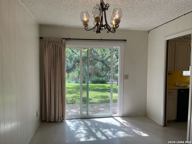 311 CINDY DR, Canyon Lake, TX 78133