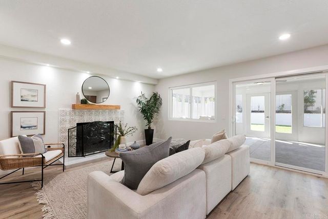 8985 Talca Court, San Diego, CA 92129