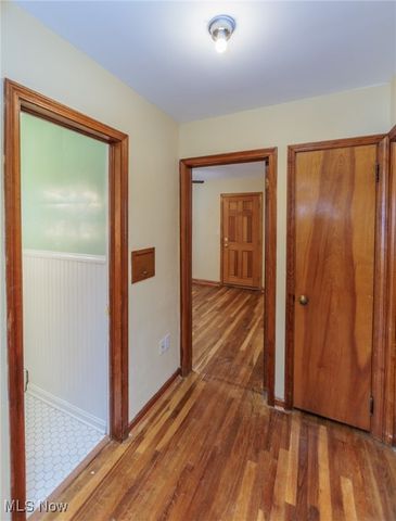 17001 Laverne Avenue, Cleveland, OH 44135