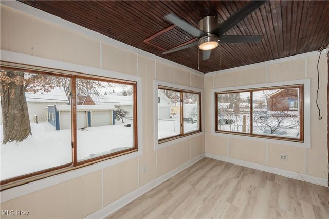 17001 Laverne Avenue, Cleveland, OH 44135