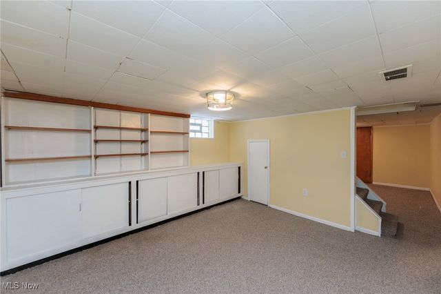 17001 Laverne Avenue, Cleveland, OH 44135