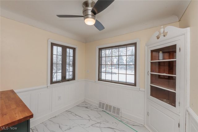 17001 Laverne Avenue, Cleveland, OH 44135