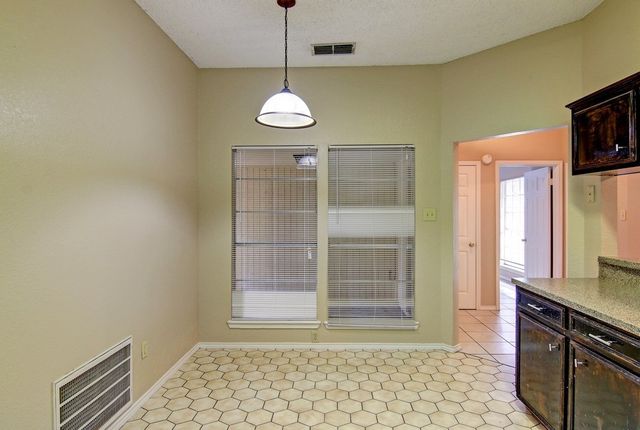 6009 Williston Dr, Corpus Christi, TX 78415