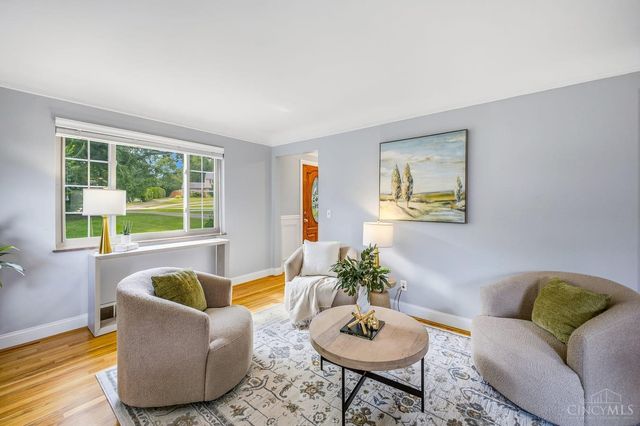7300 Nodding Way, Sycamore Twp, OH 45243