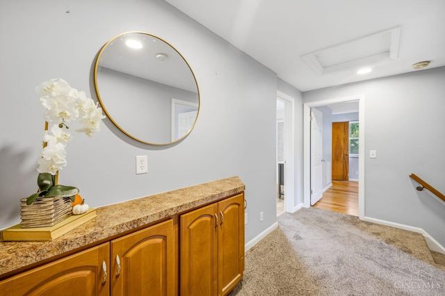 7300 Nodding Way, Sycamore Twp, OH 45243