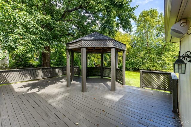 7300 Nodding Way, Sycamore Twp, OH 45243