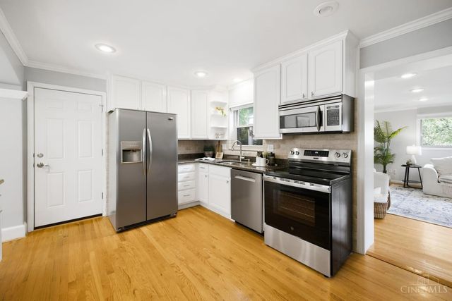7300 Nodding Way, Sycamore Twp, OH 45243