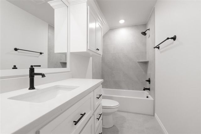 12400 Velvet Ash Avenue, Oklahoma City, OK 73173