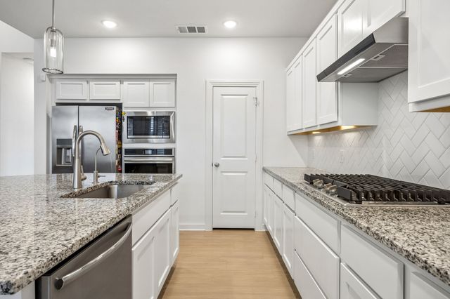 1825 Solterra Boulevard, Mesquite, TX 75181