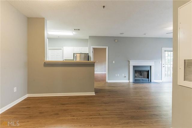 711 Spring Heights Lane SE 711, Smyrna, GA 30080