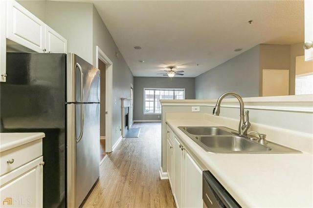 711 Spring Heights Lane SE 711, Smyrna, GA 30080