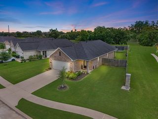31819 Wellington Pass, Fulshear, TX 77441