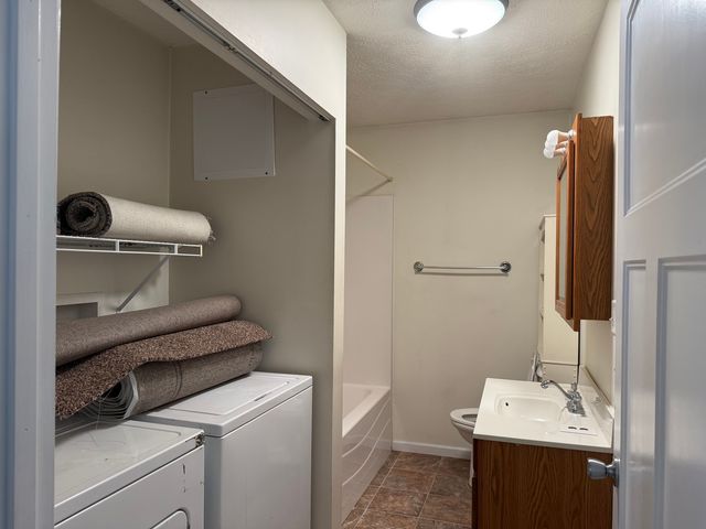 408 E Clark Street, West Frankfort, IL 62896