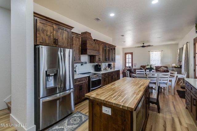 26990 Wilson Cemetery Road, Vancleave, MS 39565